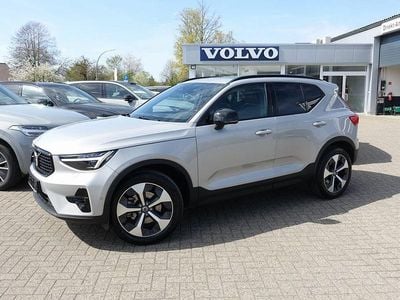 Usata Volvo XC40 Ultra 163 CV (119 kW) 2025 Argento SUV
