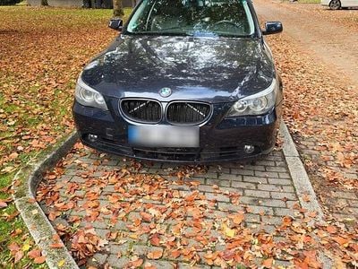 Gebraucht BMW 530 231 PS (169 kW) 2005 Blau Kombi