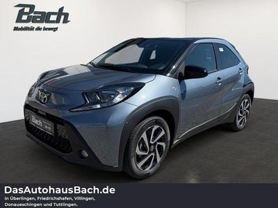 Gebraucht Toyota Aygo X Play 72 PS (52 kW) 2025 Celestite grey / schwarz SUV