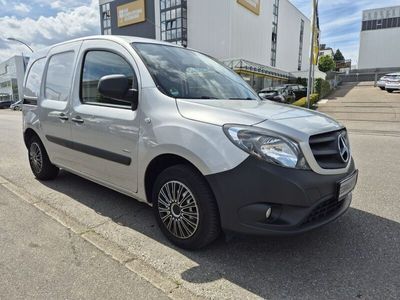 Mercedes Citan 109
