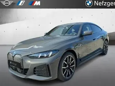 Neu BMW i4 Comfort Edition 250 kW (340 PS) 2026 Grau Limousine