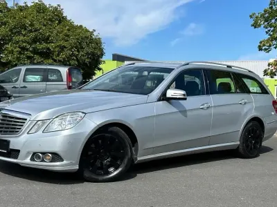 Gebraucht Mercedes E220 Elegance 170 PS (125 kW) 2011 Kombi