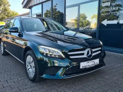 Gebraucht Mercedes 200 160 PS (117 kW) 2019 Grün Limousine