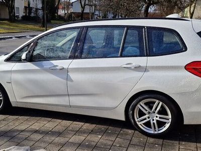 gebraucht BMW 220 Gran Tourer 220i Luxury Line Weiß metallic