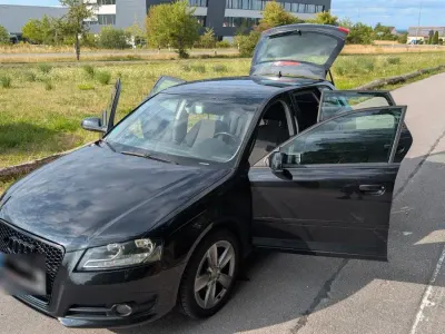 Gebraucht Audi A3 Sportback Ambition 160 PS (117 kW) 2010 Schwarz Kleinwagen