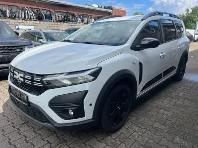 Gebraucht Dacia Jogger Extreme 101 PS (74 kW) 2023 Weiß Van / Kleinbus