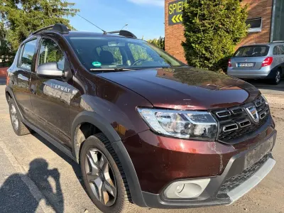 Gebraucht Dacia Sandero Stepway 90 PS (66 kW) 2017 Braun Limousine