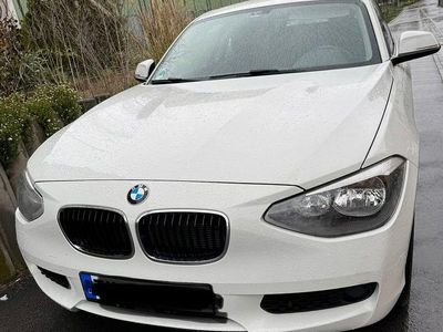 Gebraucht BMW 116 Sport Line 136 PS (100 kW) 2013 Weiß Kleinwagen