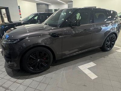Grau Gebraucht 2024 Land Rover Range Rover Sport SUV | 127.000 € (Fairer Preis)