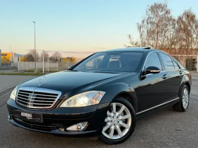 Gebraucht Mercedes S500 387 PS (284 kW) 2006 Schwarz Limousine
