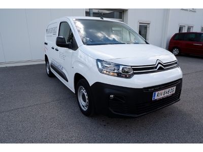 Second-hand Citroën Berlingo Comfort 75 CP (55 kW) 2020 Alb Monovolum