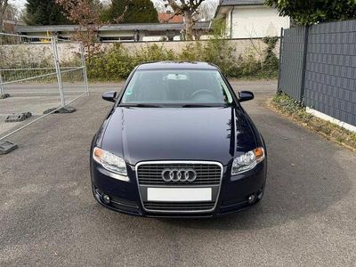 Gebraucht Audi A4 Comfort 131 PS (96 kW) 2006 Blau Limousine