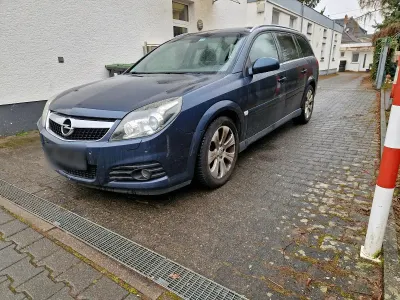 Second-hand Opel Vectra 150 CP (110 kW) 2009 Albastru Break