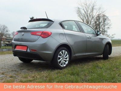 gebraucht Alfa Romeo Giulietta 1,4 Turbo mit Navigation nur 13.500 Km