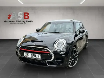 Gebraucht Mini John Cooper Works 231 PS (169 kW) 2019 Midnight black metallic Kleinwagen