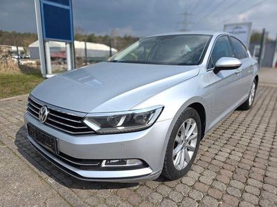 Gebraucht VW Passat Highline 150 PS (110 kW) 2017 Silber Limousine