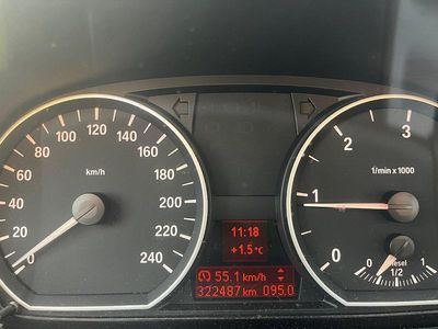 Schwarz Gebraucht 2010 BMW 116 Advantage Kleinwagen | 2.500 € (Etwas zu teuer)