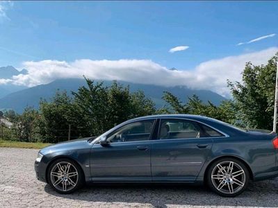 Gebraucht Audi A8 344 PS (253 kW) 2003 Blau Limousine