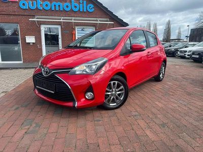 Gebraucht Toyota Yaris Comfort 99 PS (72 kW) 2015 Rot Kleinwagen