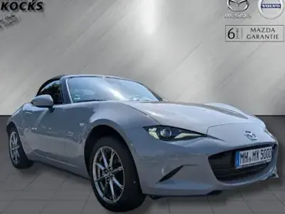 Usado Mazda MX5 Exclusive-Line 132 CV (97 kW) 2025 Gris Descapotable