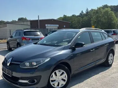Gebraucht Renault Mégane LIMITED 110 PS (80 kW) 2015 Grau Limousine