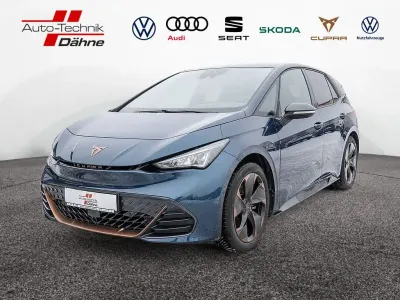 Second-hand Cupra Born 150 kW (204 CP) 2022 Albastru Hatchback