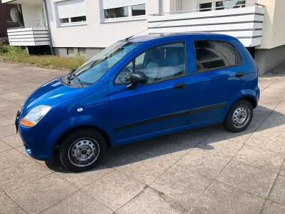 Gebraucht Chevrolet Matiz 52 PS (38 kW) 2010 Blau Kleinwagen