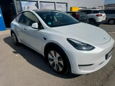 Usata Tesla Model Y 367 kW (500 CV) 2023 Bianco SUV