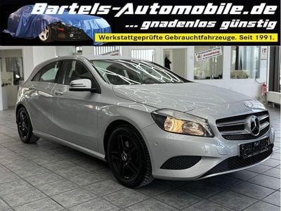 Usado Mercedes A200 Urban 156 HP (114 kW) 2014 Prateado Sedan