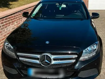Gebraucht Mercedes C200 Avantgarde 136 PS (100 kW) 2016 Schwarz Kombi