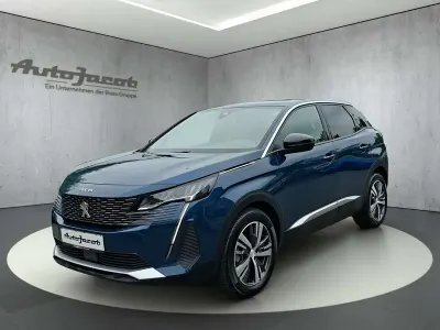 Gebraucht Peugeot 3008 Allure 136 PS (100 kW) 2024 Blau SUV