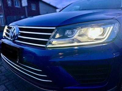 Usata VW Touareg 262 CV (192 kW) 2017 Blu SUV