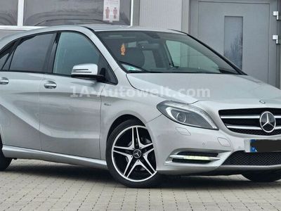 Mercedes B200