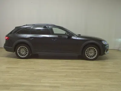Gebraucht Audi A4 Allroad Ambiente 204 PS (150 kW) 2022 Schwarz Kombi