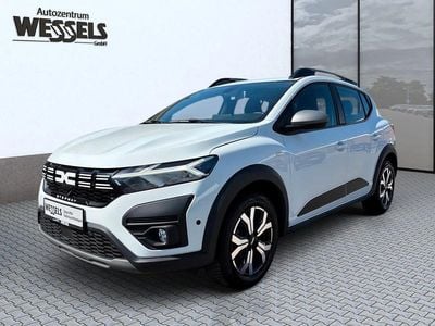 Usata Dacia Sandero Expression 110 CV (80 kW) 2023 Bianco Utilitaria