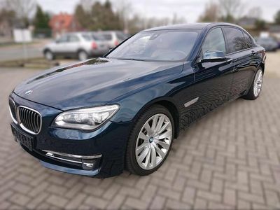 Gebraucht BMW 750L Comfort Edition 450 PS (330 kW) 2014 Grün Limousine