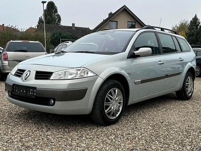 Grau Gebraucht 2004 Renault Mégane GrandTour Dynamique Kombi | 3.980 € (Teuer)