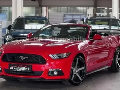 Gebraucht Ford Mustang GT Convertible 421 PS (309 kW) 2017 Racerot Cabrio
