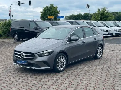 Gebraucht Mercedes B200 150 PS (110 kW) 2020 Grau Van / Kleinbus