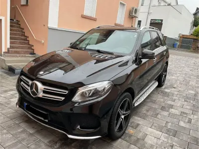 Gebraucht Mercedes GLE350 258 PS (189 kW) 2015 Schwarz SUV