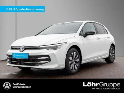 Gebraucht VW Golf VIII Goal 116 PS (85 kW) 2025 Pure white Limousine