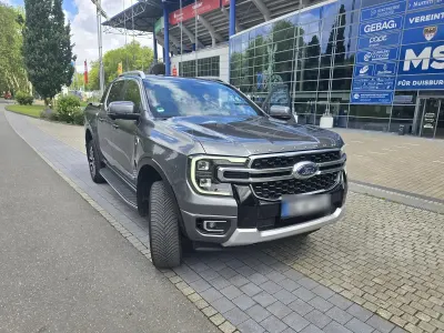 Gebraucht Ford Ranger Platinum 241 PS (177 kW) 2024 Grau Pickup