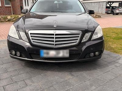 Gebraucht Mercedes E220 170 PS (125 kW) 2009 Schwarz Limousine