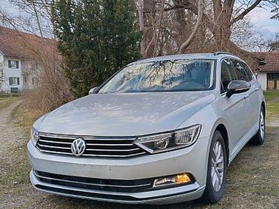 Gebraucht VW Passat Comfortline 150 PS (110 kW) 2015 Silber Kombi