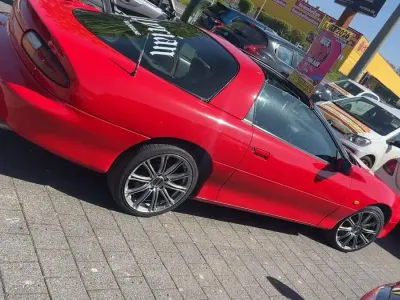 Gebraucht Chevrolet Camaro 193 PS (141 kW) 1998 Rot Coupé