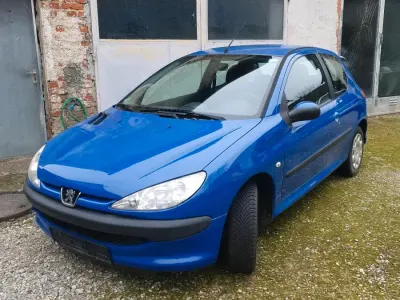 Gebraucht Peugeot 206 60 PS (44 kW) 2005 Kleinwagen