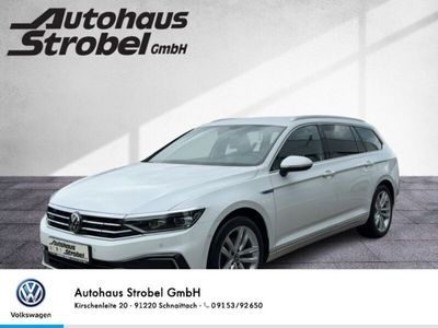 Oryxweiß Gebraucht 2020 VW Passat Kombi | 24.390 € (Teuer)