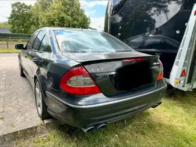 Gebraucht Mercedes E63 AMG 514 PS (378 kW) 2007 Schwarz Limousine