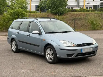Używany Ford Focus 100 KM (73 kW) 2004 Niebieski Kombi