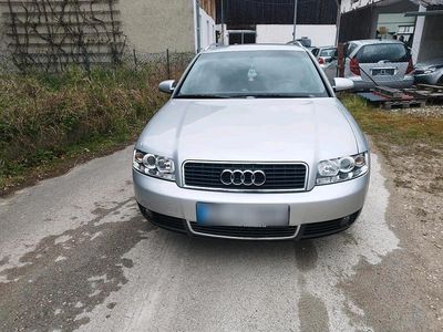 Gebraucht Audi A4 131 PS (96 kW) 2002 Silber Kombi